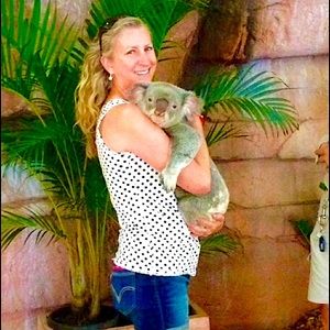 Meet your Posher, Julie